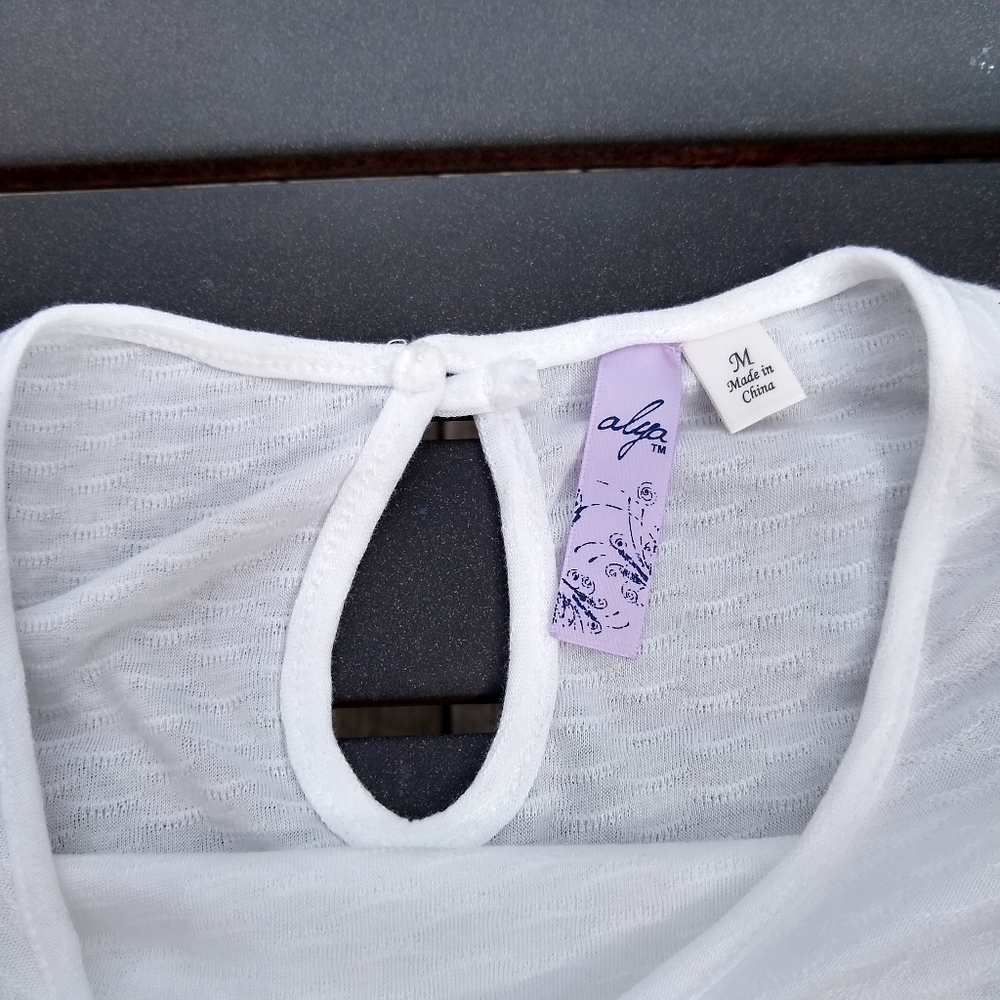 Embroidered Puff Sleeve Shirt - Picture 3 of 3